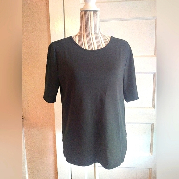 JCrew Perfect Fit Re-Imagined black tee - xl - Picture 1 of 5